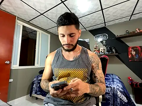 Snapshot of marcel_crawford96 chatting on 10.31.25 marcel crawford96 online show from 10.31.25