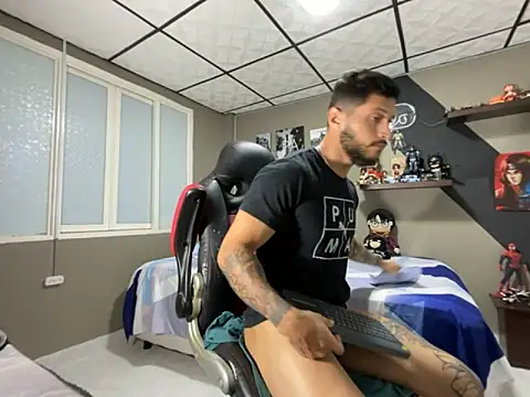 Snapshot of marcel_crawford96 chatting on 12.03.25 marcel crawford96 online show from 12.03.25