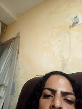 MaraVililhosa online show from 11.18.25