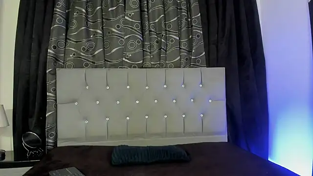 nova sex01 online show from 03.13.25