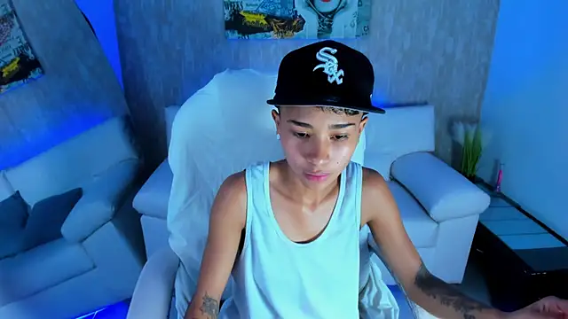 nova sex01 online show from 10.16.25