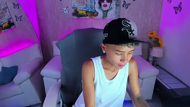 nova sex01 online show from 12.14.25