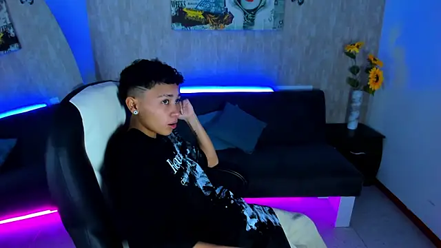 nova sex01 online show from 04.16.26