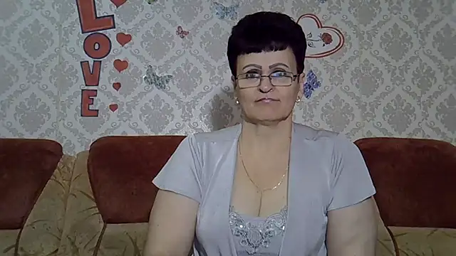 PaulaGolden online show from 10.03.25