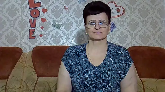 PaulaGolden online show from 10.06.25