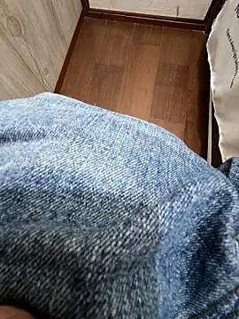 cinnabar red online show from 04.14.26