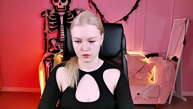 GraceGlamour online show from 10.17.25