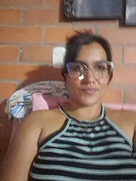 Snapshot of isabella_aristi03 chatting on 12.21.24 isabella aristi03 online show from 12.21.24
