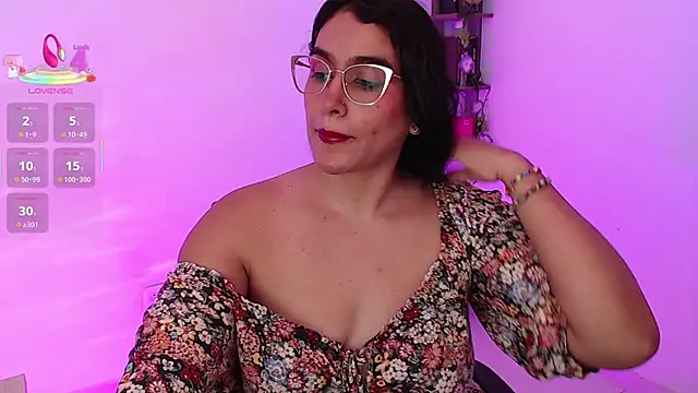 Snapshot of isabella_aristi03 chatting on 09.20.25 isabella aristi03 online show from 09.20.25