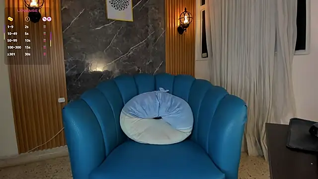 Julie Markk online show from 04.15.26