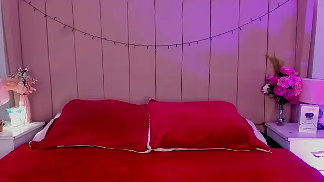 MollyBigBoobs12 online show from 10.29.25