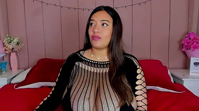 MollyBigBoobs12 online show from 11.18.25