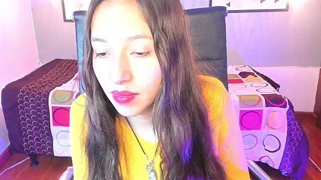 Snapshot of Valeria_roussi chatting on 12.26.24 Valeria roussi online show from 12.26.24