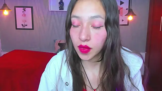 Snapshot of Valeria_roussi chatting on 01.16.25 Valeria roussi online show from 01.16.25