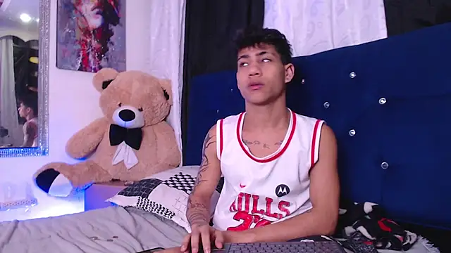 Sexys Boys Hot1 online show from 10.21.25