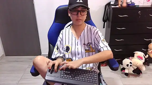 thomascooper7 online show from 11.30.25