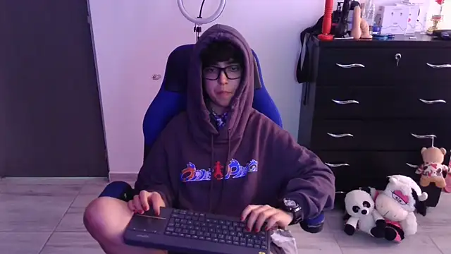 thomascooper7 online show from 03.05.26