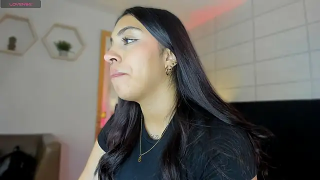 Christine Laam online show from 09.29.25