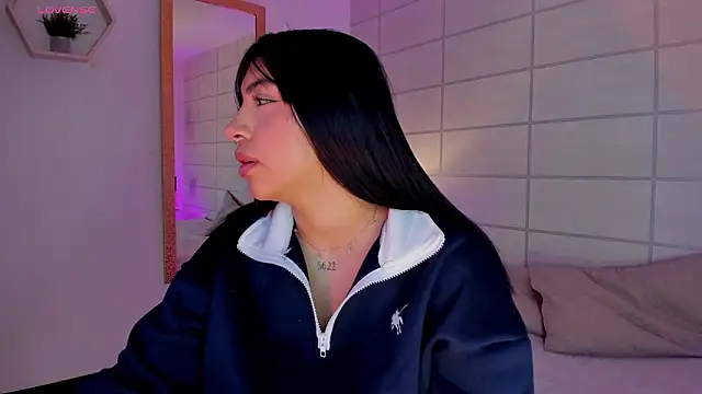 Christine Laam online show from 03.03.26