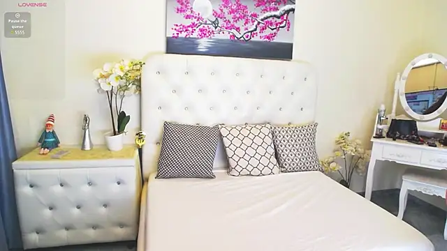 Ysabell01 online show from 04.17.26