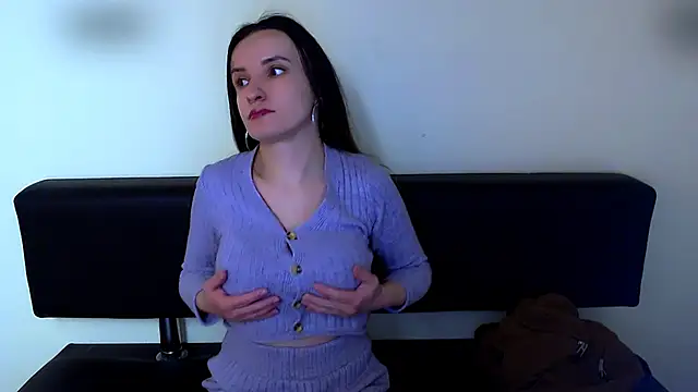 Snapshot of LaimaV_ chatting on 02.17.26 LaimaV online show from 02.17.26