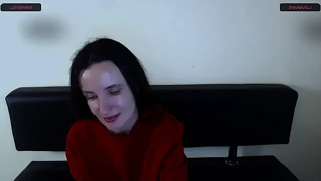 Snapshot of LaimaV_ chatting on 02.25.26 LaimaV online show from 02.25.26