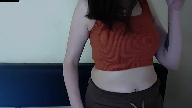 LaimaV  online show from 06.15.26