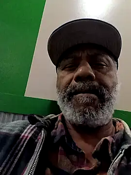 Snapshot of yasohw chatting on 01.01.25 yasohw online show from 01.01.25