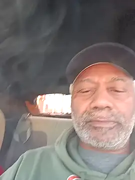 Snapshot of yasohw chatting on 01.25.25 yasohw online show from 01.25.25