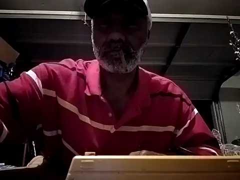 Snapshot of yasohw chatting on 02.06.25 yasohw online show from 02.06.25