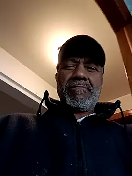 Snapshot of yasohw chatting on 11.12.25 yasohw online show from 11.12.25