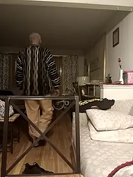 Snapshot of yasohw chatting on 01.14.26 yasohw online show from 01.14.26