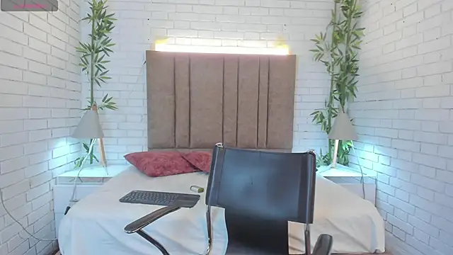 Caro Garcia online show from 02.07.25