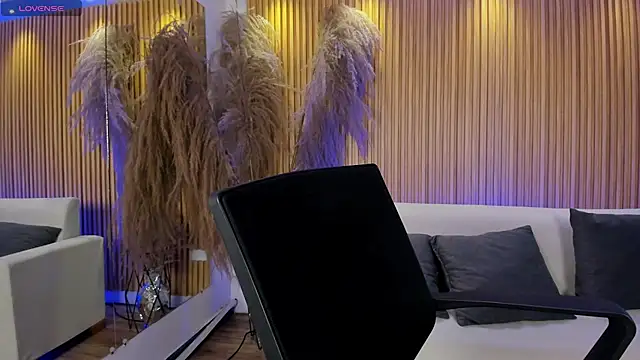 Caro Garcia online show from 03.13.25