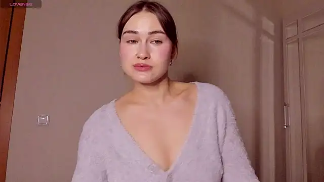 Snapshot of sleeeep_y chatting on 02.03.25 sleeeep y online show from 02.03.25