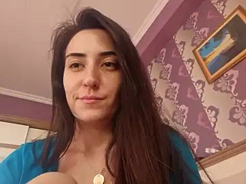 AlejandraDelaney online show from 10.04.25