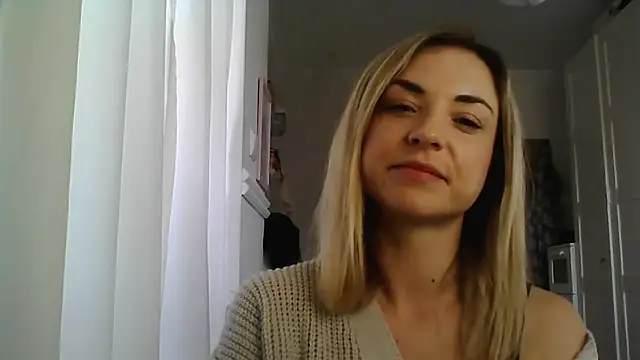 Snapshot of ashley_xlove chatting on 03.12.25 ashley xlove online show from 03.12.25