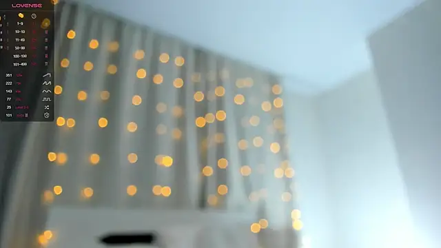 Snapshot of OttilieBurruss chatting on 03.09.25 OttilieBurruss online show from 03.09.25