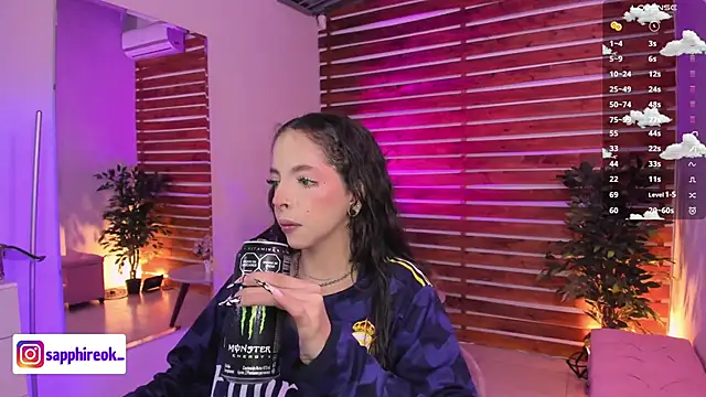 Sapphire Venuss online show from 11.14.25