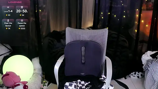 Evajoannana online show from 09.26.25