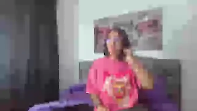 lily f00x online show from 01.28.25