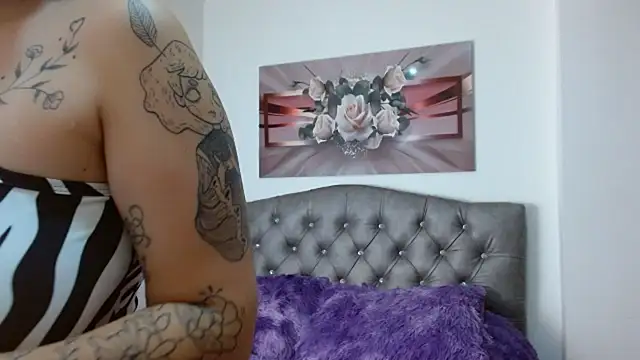 lily f00x online show from 02.27.25