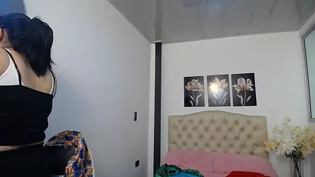 lily f00x online show from 03.26.26