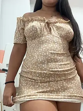 Snapshot of mismmia chatting on 12.31.24 mismmia online show from 12.31.24