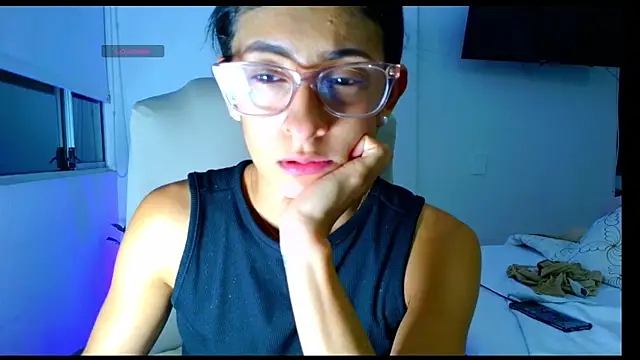 Snapshot of thedianakaro chatting on 07.26.26 thedianakaro online show from 07.26.26