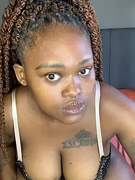 ThickPearlx23 online show from 03.07.26