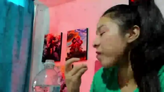 Snapshot of teffy_lee chatting on 11.06.25 teffy lee online show from 11.06.25