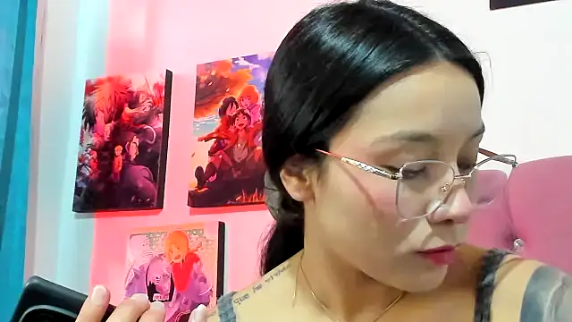 Snapshot of teffy_lee chatting on 11.10.25 teffy lee online show from 11.10.25