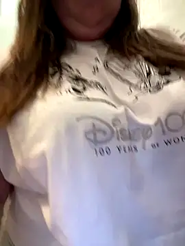 Chloee ep online show from 12.04.24