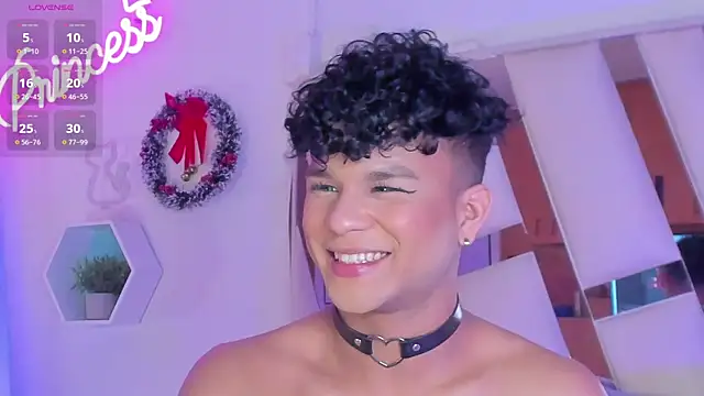 Snapshot of EthanCollens chatting on 12.31.24 EthanCollens online show from 12.31.24